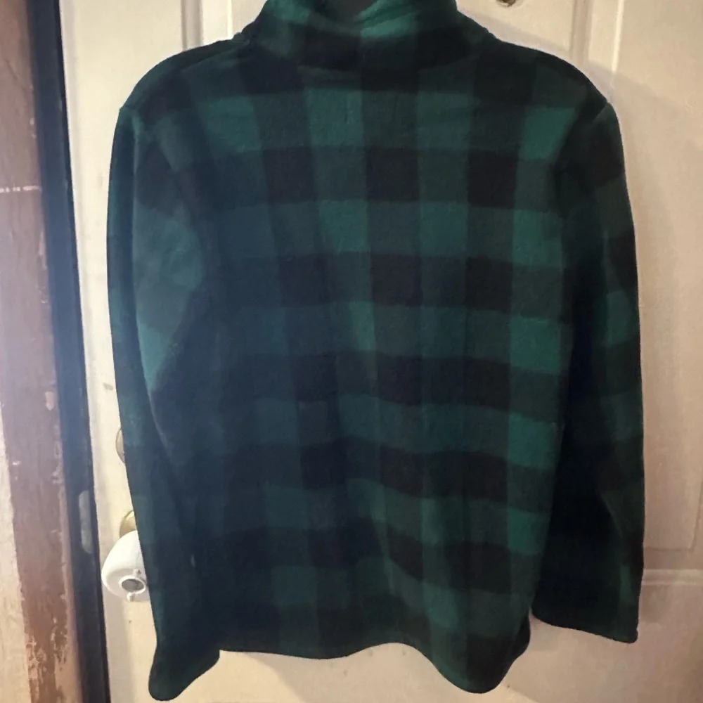 THE CHILDREN’S PLACE GREEN/BLACK PLAID FLEECE PULLOVER: NWT: SZ LARGE (10/12)